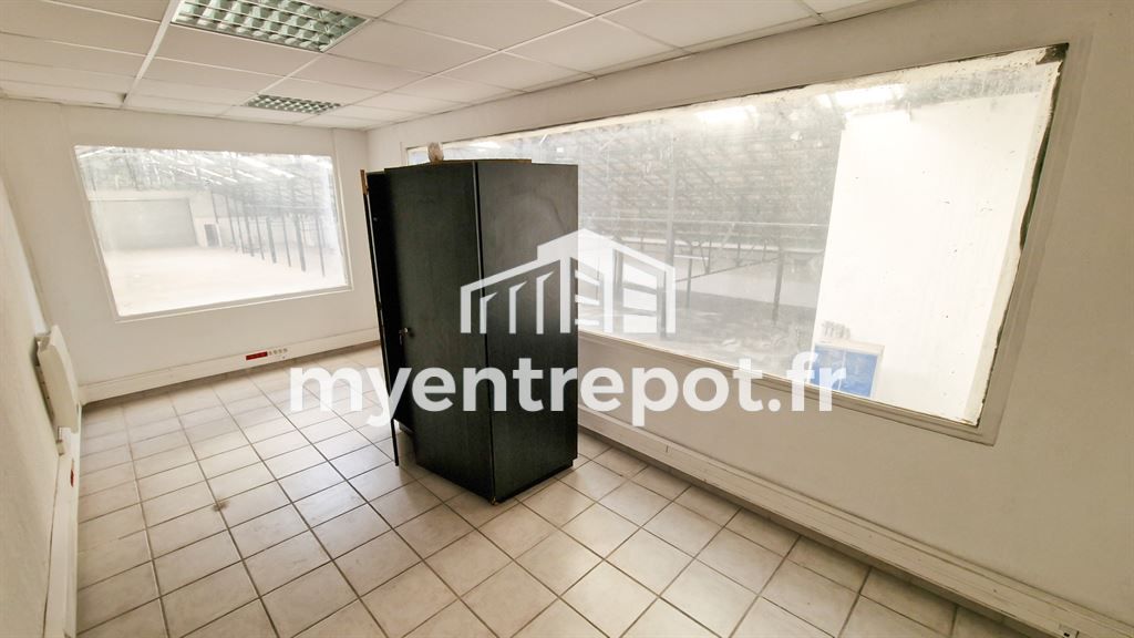 Location Local d'activité Marseille 10 13010 La Capelette