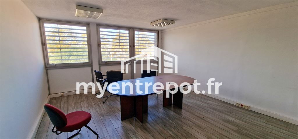 Location Local d'activité Vitrolles 13127 ZI les Estroublans