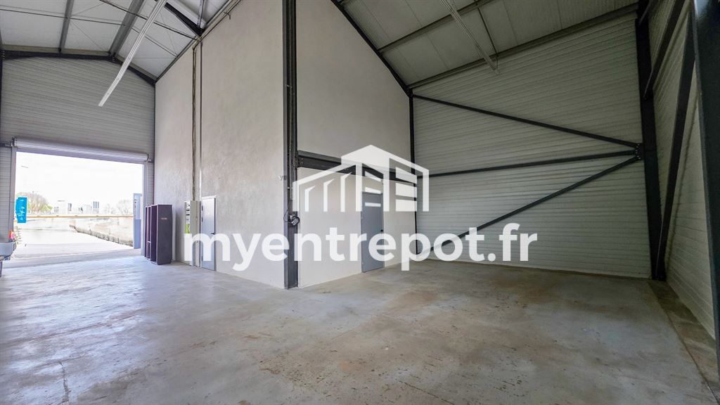 local d'activité en location sur ROQUEFORT LA BEDOULE (13830)