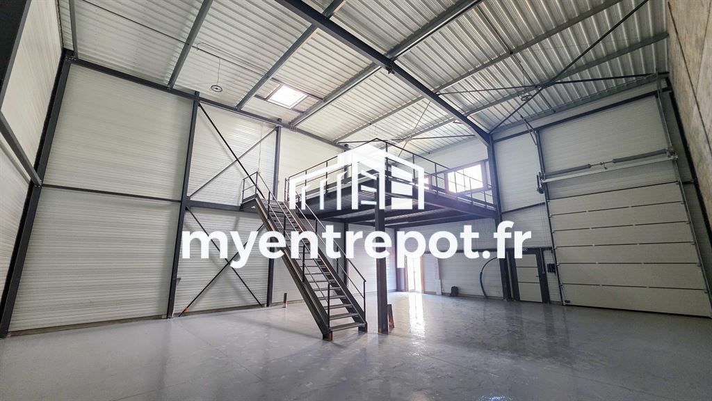 local d'activité en location sur SIGNES (83870)