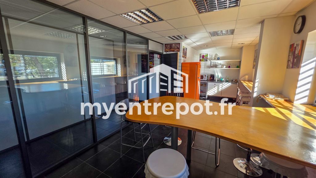 Location Local d'activité Les Pennes-Mirabeau 13170
