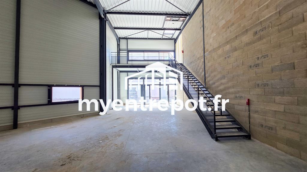 local d'activité en location sur ROQUEVAIRE (13360)